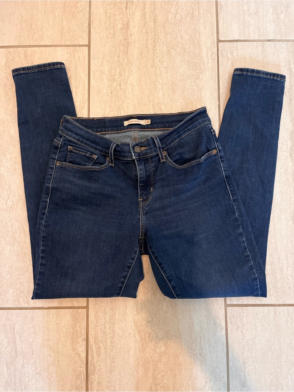 Levi's Women's Dark Indigo Skinny Jeans